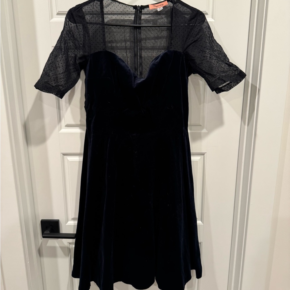 Chic Black Velvet Mini Dress with Sheer Sleeves